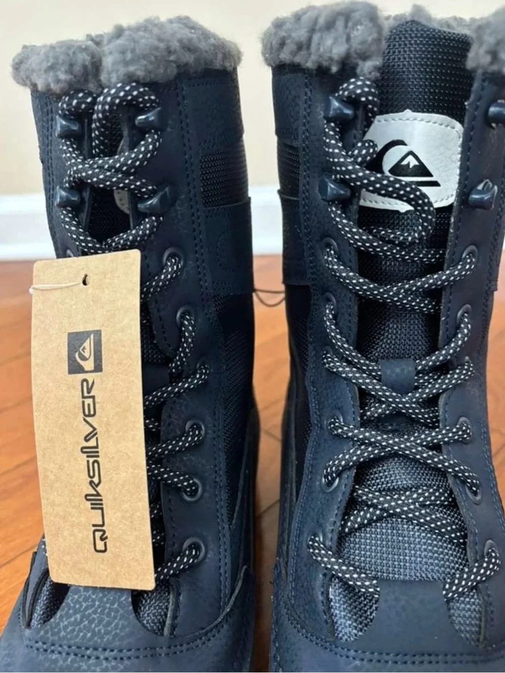 Quiksilver Mens Boots Sub Zero Hi Water Resistant Snow 3M Thinsulate RARE NEW!